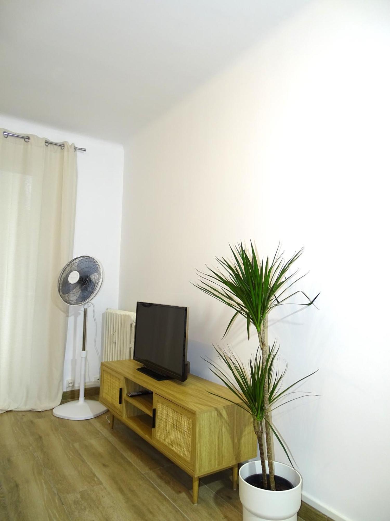 Tilia Jourdan-Studio Cosy Aix Centre-Cours Mirabeau-Parking-Wifi-Smart Tv-Rue Calme Aix-en-Provence Exteriör bild